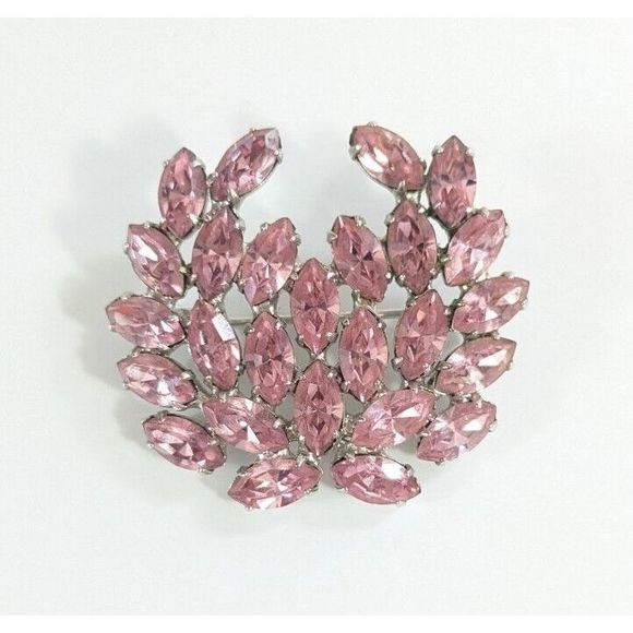 Pink Rhinestone Wreath Crest Brooch Pin signed  B David - Silver Toned - Picture 1 of 11